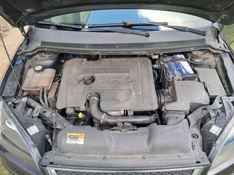 Ford Focus 1.6Tdci - 13