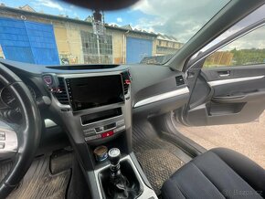 Subaru Outback 2011 - 13