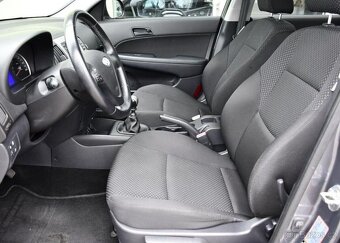 Hyundai i30 CW 1.4i 2xKOLA - 13