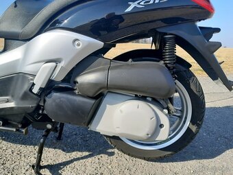 Yamaha x City 250i - 13