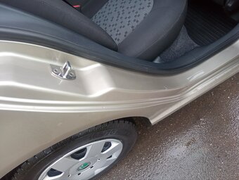 Škoda fabia 1.2Htp , 47kW , najeto 43300km ,bez rezu - 13
