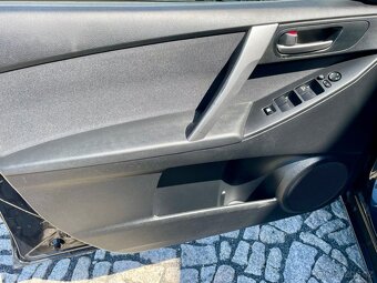 Mazda 3 1.6 16V 90th Anniversary - 13