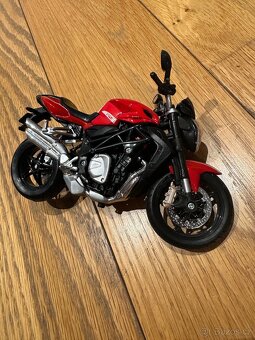 Sada modelů motorek - 13