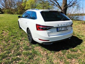 Škoda Superb iV TSI 160kw L&K,Matrix,virtual,360°kam,webasto - 13
