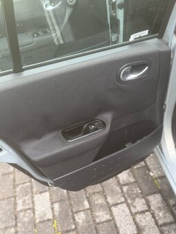 Renault Megane 1,9dci - 13