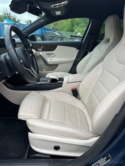 Mercedes Benz a250e - 13