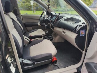 Mitsubishi L200 2,5 Di-D 4WD - 13