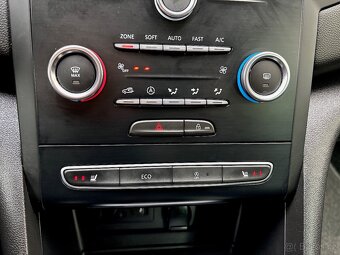 Renault Mégane, 1.3 TCe 1.MAJ. VÝHŘEV SED. PLNÝ SERVIS - 13