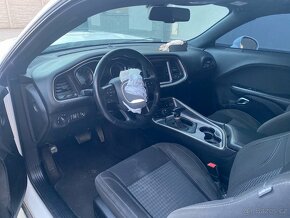 Dodge Challenger 3.6  V6  2017  lehce bourany - 13