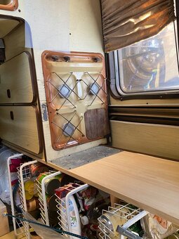 Obytny automobil Mercedes Benz 207d Westfalia - 13