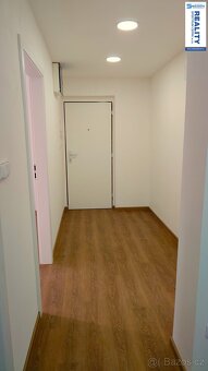 Pronájem bytu 3+kk s balkonem, 65 m², České Budějovice, Slun - 13