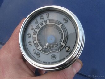 Tlakoměr vzduch 0-16 kg/cm2 PAL TATRA 148 /Zetor + ampermetr - 13