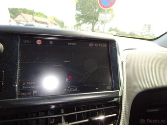 Peugeot 2008 1,6 BlueHDI, GT LINE - 13