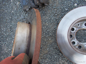 Díly podvozku VW Touran 1.4TSI 103kw - 13