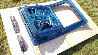 Ford Ranger: Dveře PZ zelené 1tis - 13