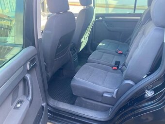 VW Touran - 13