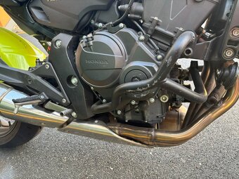 Honda CB 600F Hornet - 13