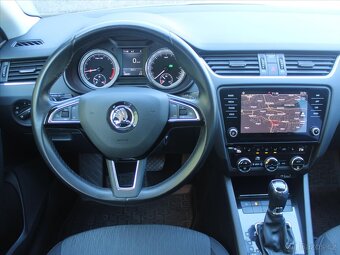 Škoda Octavia 2,0 TDi 110kW DSG Style Combi ČR 1.maj CR 7DSG - 13