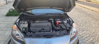 Mazda 3 BL 2.2 110kw Bose Plná výbava - 13