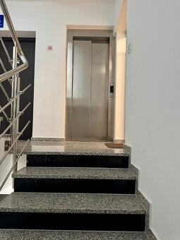 Chorvátsko-zariadený 3-izbový apartmán s výhľadom na more - 13