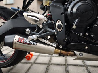 Triumph street triple 675R - 13