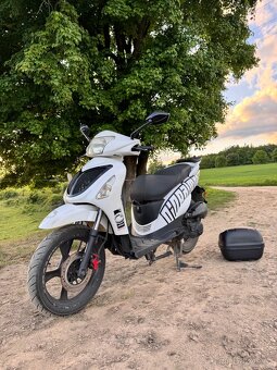 Skútr 125ccm KENTOYA - 13
