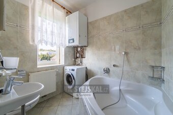 Prodej rodinného domu (207 m2), zahrada 942 m2 - Pacov, Tábo - 13