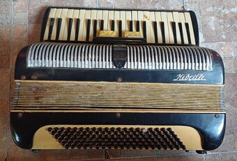 Prodám sbírku historických akordeonů, harmonik - 13