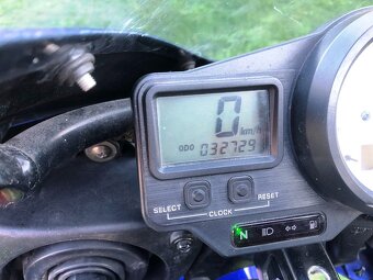 Yamaha YZF R1, 1998, 1.majitel, 32tis km - 13