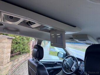 Chrysler Town Country 3,6 RT Penta DVD 2014 - 13