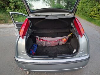 Ford focus 1.8 tdci 2003 hatchback - 13