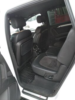 prodám Q7 S-line automat nez.top.na DO - 13