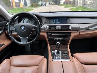 BMW 750iL  300kw  r.v.2012  ČR - 13