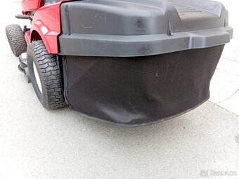 Prodám zahradní traktor MTD 160/92H  16Hp Hydro - 13