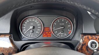 BMW 325 Automat Top Stav - 13