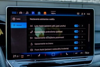 Volkswagen Golf 1.5 TSI ACT 150k R-Line / AJ NA SPLÁTKY - 13