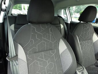 Peugeot 2008 1,6 HDI - 13