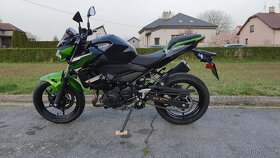 Kawasaki Z400 - 13