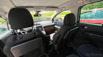 Peugeot 5008 - 13