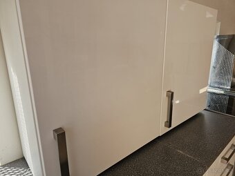 Kompletní kuchyně IMPULS HOCHGLANZ vč. spotřebičů - 13