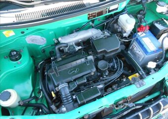 Hyundai Atos 1,0 i GLS 40 kW benzín - 13