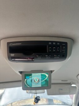 Škoda Superb 2,5 tdi Laurin&Klement díly - 13