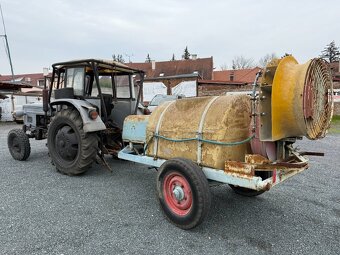 TRAKTOR ZETOR 4011 + PŘÍSLUŠENSTVÍ - 13