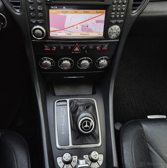 MB SLK 200K 135KW ⭐ XENON - VÝHŘEV -- OFUK KRKU - 2 SADY KOL - 13