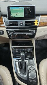 BMW 220d Active Tourer X drive - 13