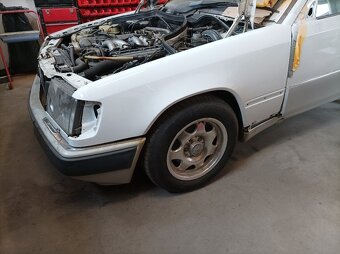 Mercedes E300D W124 - 13