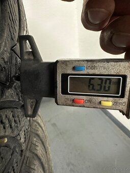 Alu kola 5x114,3 R16 Zimní pneu Nexen 215/65 R16 - 13