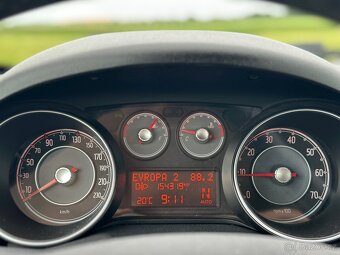 Fiat Punto Evo 1.4 57 kW | 2012 | Klima | Rádio | 5dveř - 13