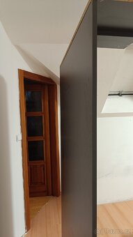 Šatní skříň - 13