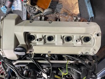 Mercedes w124 400e 8V - 13